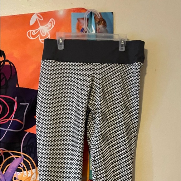 Women Tiktok Leggings - Picture 5 of 7